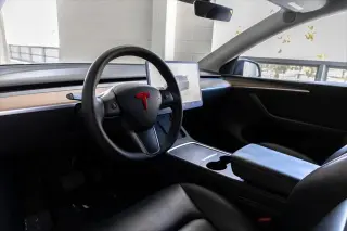 Tesla Model Y 2023 AWD Long Range 4dr Crossover