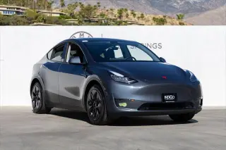 Tesla Model Y 2023 AWD Long Range 4dr Crossover