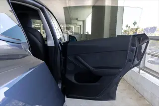 Tesla Model Y 2023 AWD Long Range 4dr Crossover