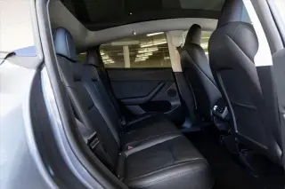 Tesla Model Y 2023 AWD Long Range 4dr Crossover