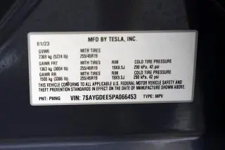 Tesla Model Y 2023 AWD Long Range 4dr Crossover