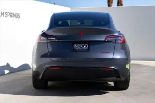 Tesla Model Y 2023 AWD Long Range 4dr Crossover
