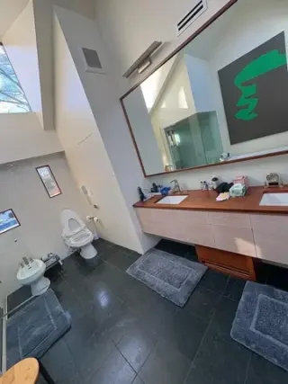 Home & Commercial Cleaning