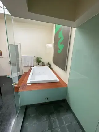 Home & Commercial Cleaning
