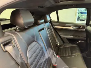 2021 Alfa Romeo Stelvio
