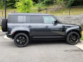 2026 Land Rover Defender 110