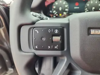2026 Land Rover Defender 110