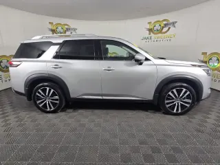 2023 Nissan Pathfinder