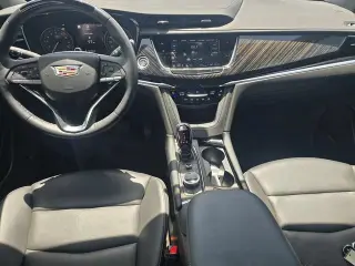 2024 CADILLAC XT6