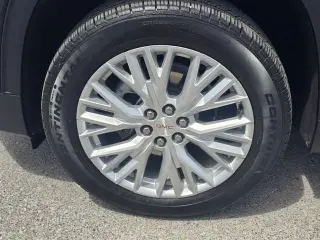 2025 GMC Acadia