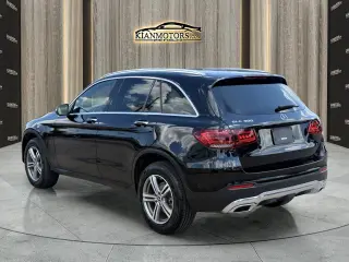 2022 Mercedes-Benz GLC 300