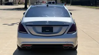 2016 Mercedes-Benz AMG S