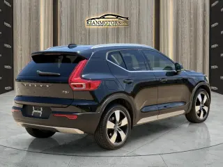 2021 Volvo XC40
