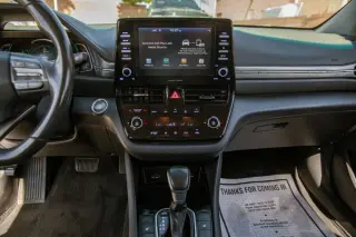 2020 Hyundai IONIQ Hybrid