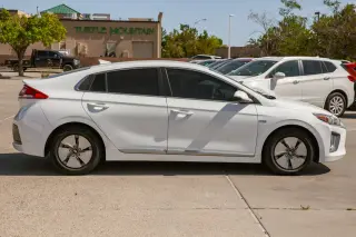 2020 Hyundai IONIQ Hybrid