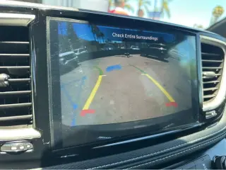 2025 Chrysler Pacifica Hybrid Select