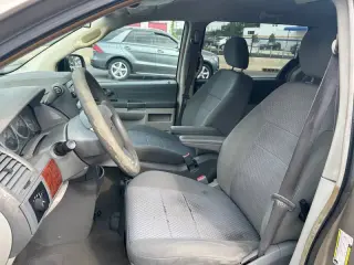2009 Chrysler Town and Country LX