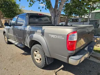 2004 Toyota Tundra