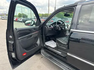 2011 Cadillac Escalade ESV
