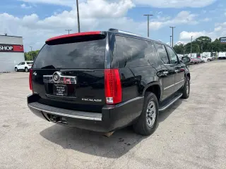 2011 Cadillac Escalade ESV