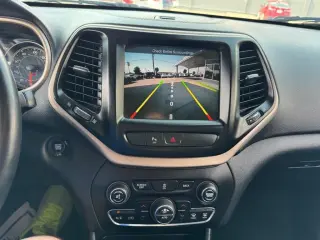 2018 Jeep Cherokee