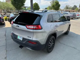 2018 Jeep Cherokee