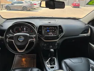 2018 Jeep Cherokee