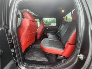 2017 RAM 1500 Rebel 4x4 Crew Cab 5'7" Box