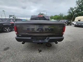 2017 RAM 1500 Rebel 4x4 Crew Cab 5'7" Box