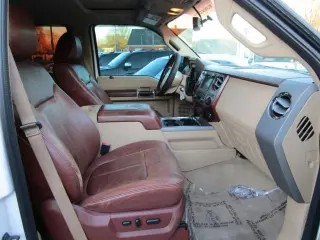 2011 FORD F250 SUPER DUTY CREW CAB