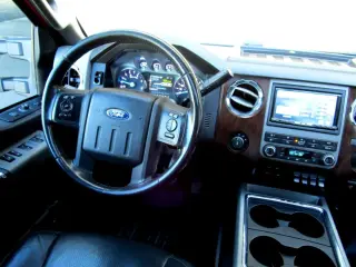 2011 FORD F350 SUPER DUTY CREW CAB