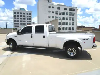 2004 FORD F350 SUPER DUTY CREW CAB