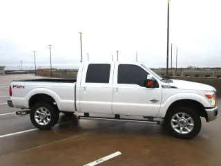 2011 FORD F350 SUPER DUTY CREW CAB