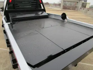 2005 FORD F350 SUPER DUTY REGULAR CAB & CHASSIS