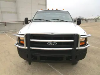2005 FORD F350 SUPER DUTY REGULAR CAB & CHASSIS