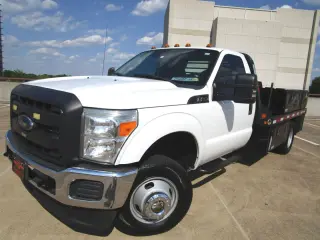2016 FORD F350 SUPER DUTY REGULAR CAB & CHASSIS