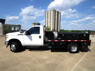2016 FORD F350 SUPER DUTY REGULAR CAB & CHASSIS