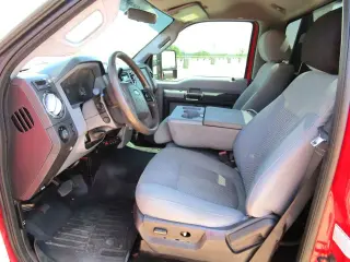 2012 FORD F350 SUPER DUTY REGULAR CAB & CHASSIS