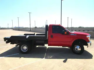 2012 FORD F350 SUPER DUTY REGULAR CAB & CHASSIS