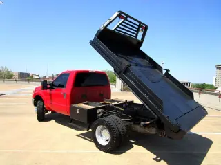 2012 FORD F350 SUPER DUTY REGULAR CAB & CHASSIS