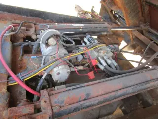 2012 FORD F350 SUPER DUTY REGULAR CAB & CHASSIS