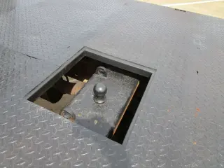 2005 FORD F550 SUPER DUTY REGULAR CAB & CHASSIS