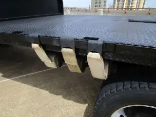 2005 FORD F550 SUPER DUTY REGULAR CAB & CHASSIS