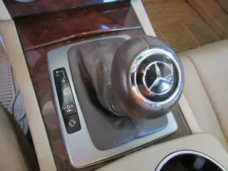 2009 MERCEDES-BENZ C-CLASS