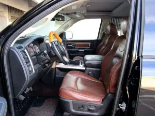 2013 RAM 1500 CREW CAB