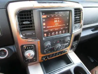 2013 RAM 1500 CREW CAB
