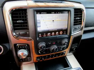 2013 RAM 1500 CREW CAB