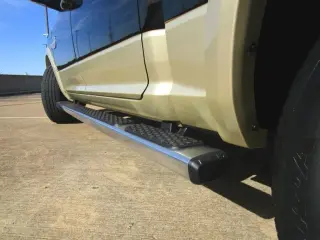 2013 RAM 1500 CREW CAB