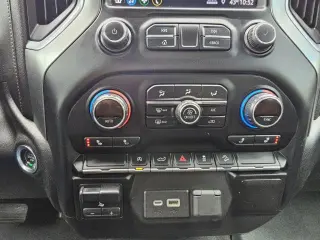 2019 CHEVROLET SILVERADO 1500 CREW CAB