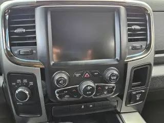 2013 RAM 1500 CREW CAB